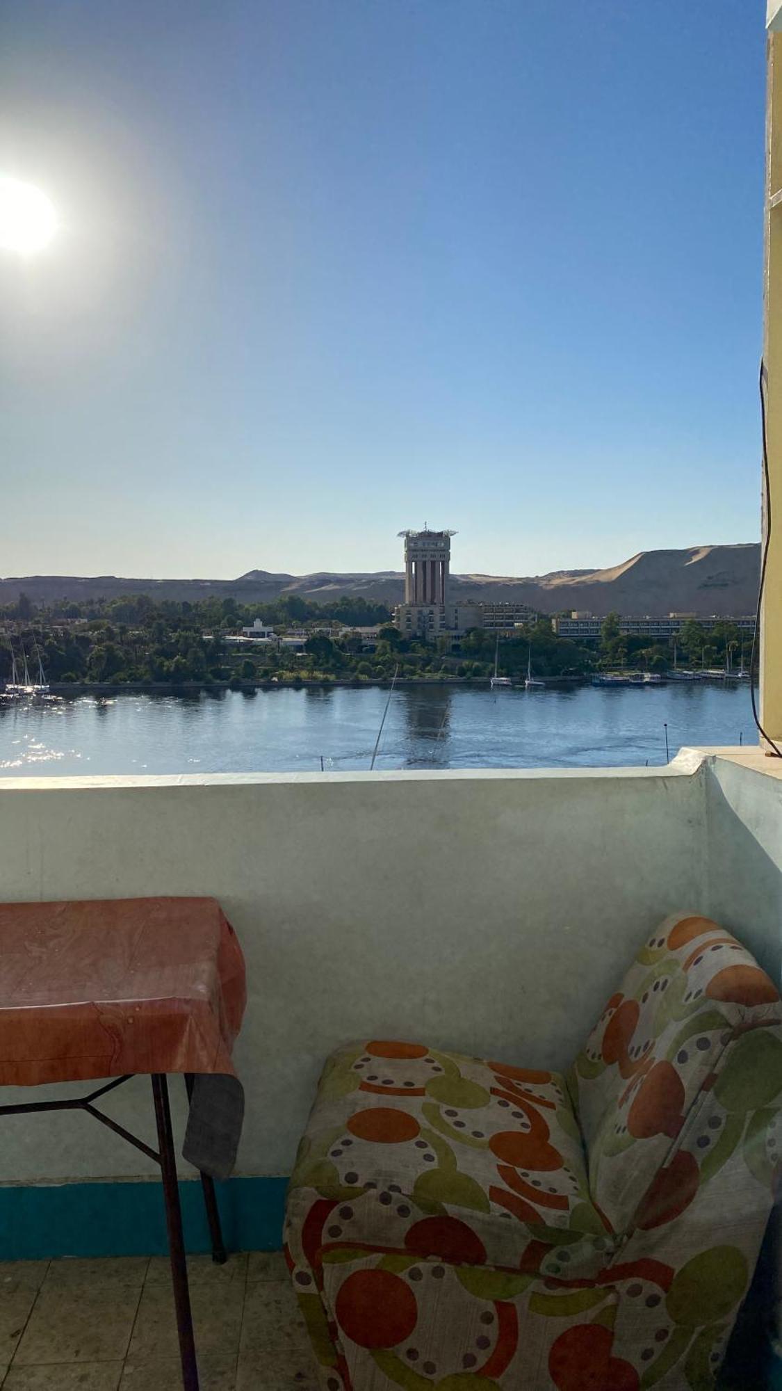 Aswan Center Nile View Hotel Exterior photo